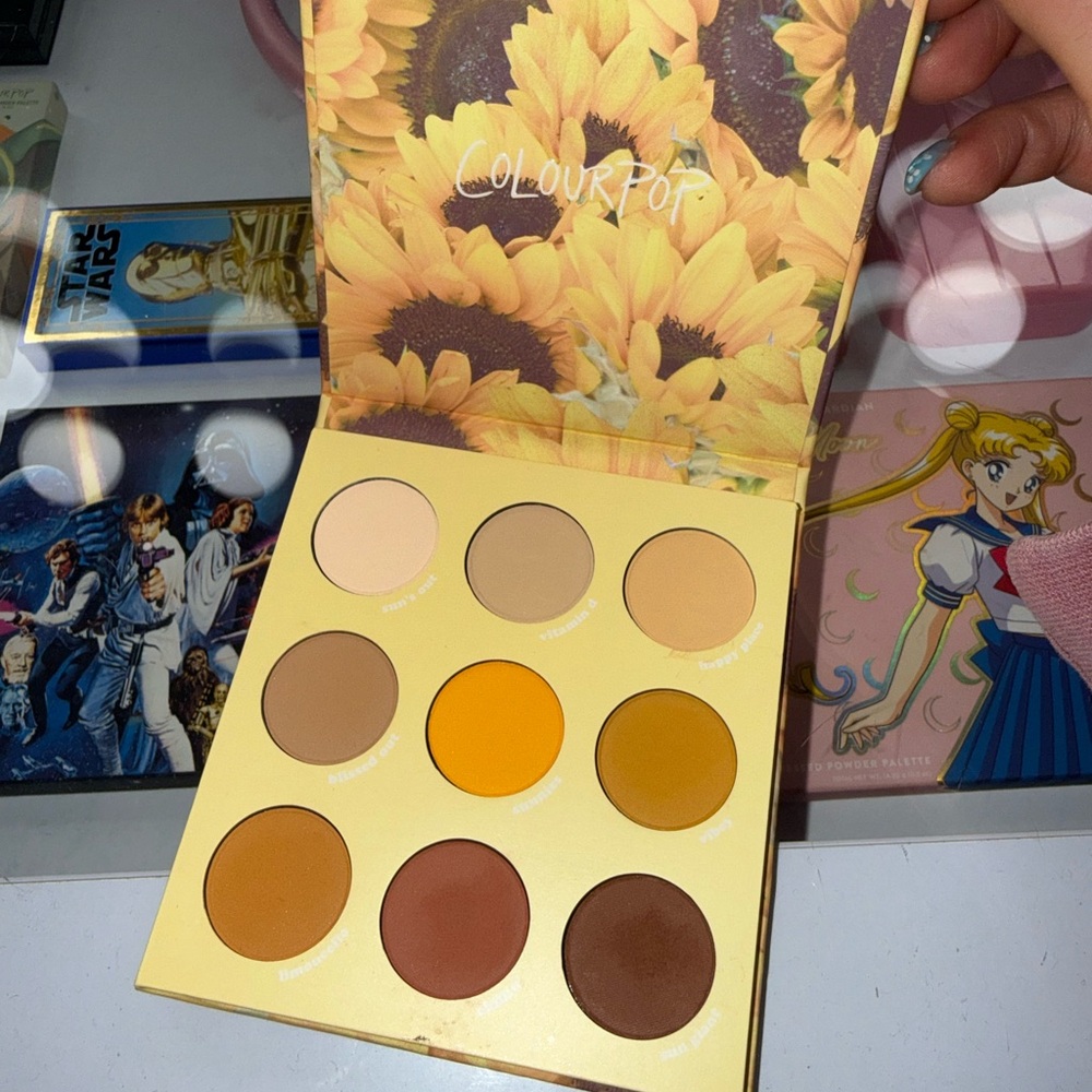 ColourPop Sunflower Sunshine Palette - Picture 2 of 3